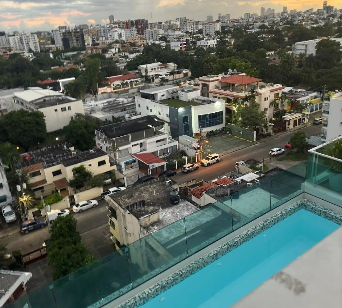 Hermoso Apartamento Acogedor Con Piscina A Dos Minutos De Blue Mall Santo Domingo 0*,  Dominikai Köztársaság