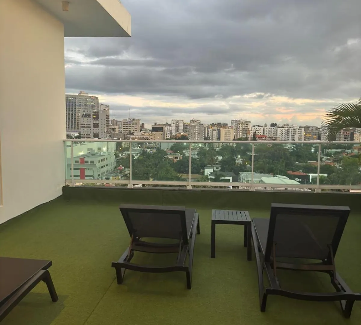 Hermoso Apartamento Acogedor Con Piscina A Dos Minutos De Blue Mall Santo Domingo 0*,  Dominicaanse Republiek