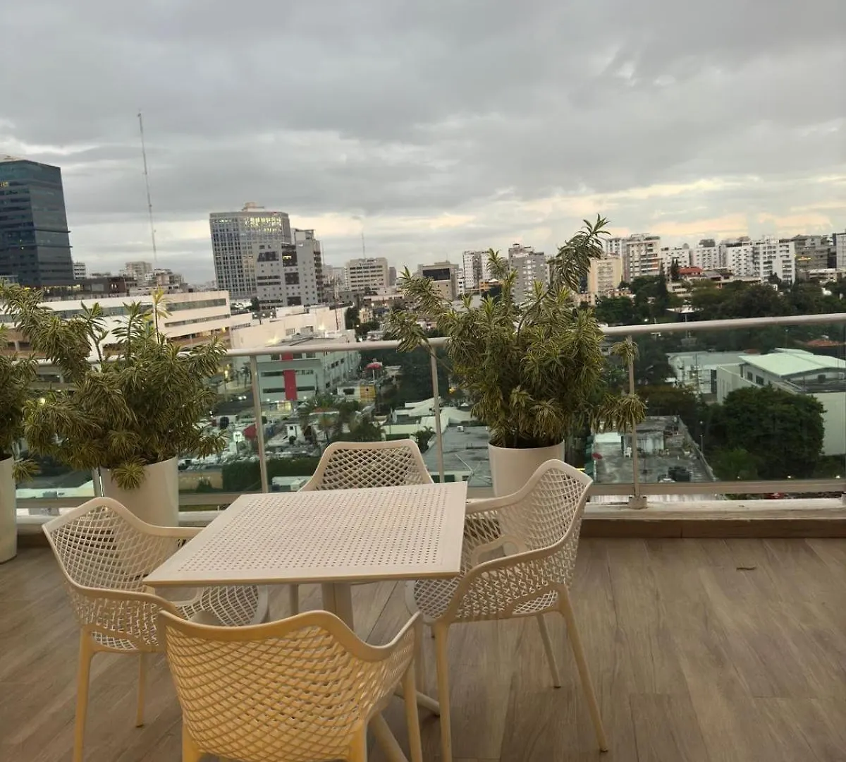 Appartement Hermoso Apartamento Acogedor Con Piscina A Dos Minutos De Blue Mall Santo Domingo Dominicaanse Republiek